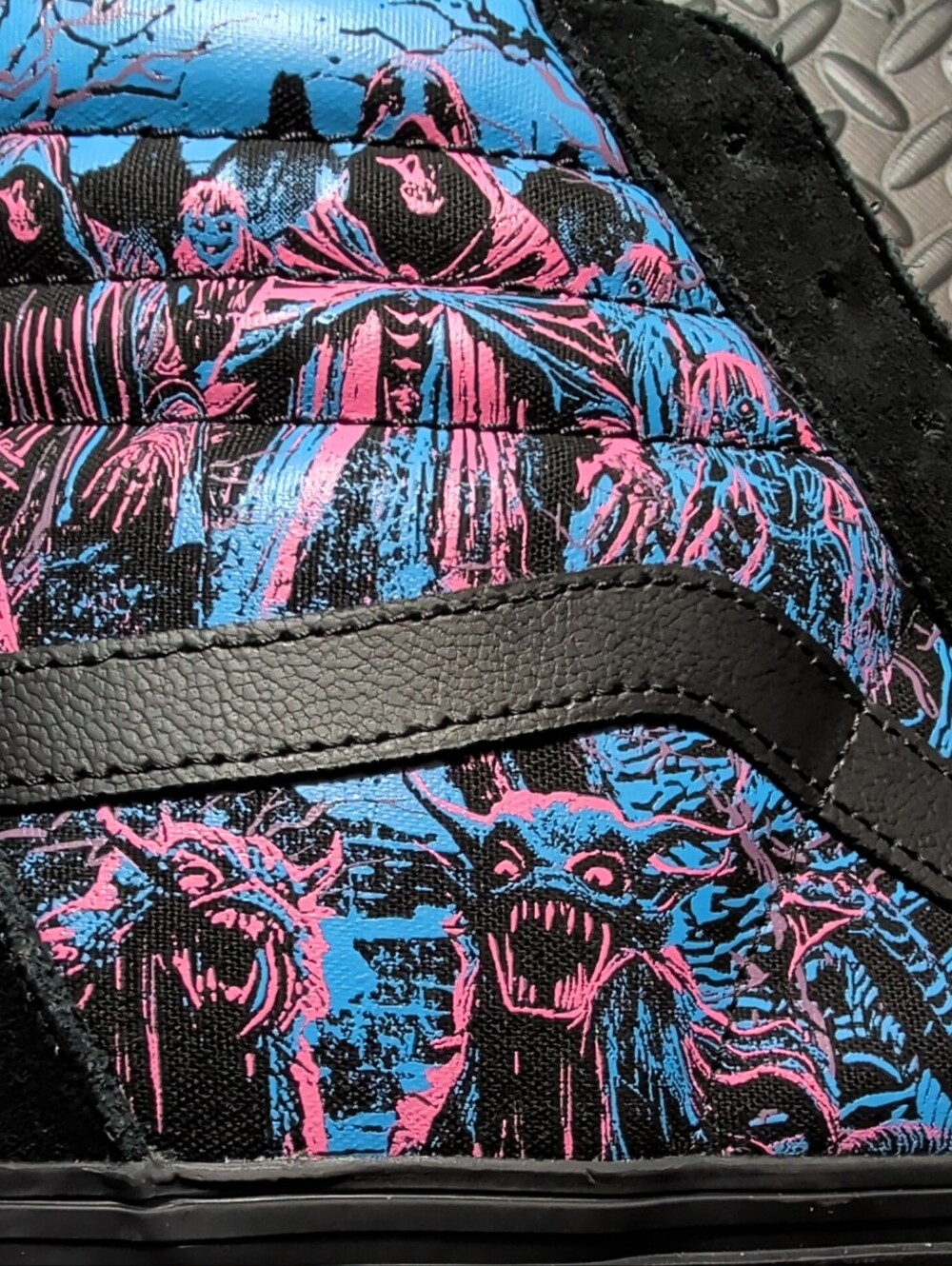 Vans Sk8-Hi Halloween Shoes in Spooky Blue/Pink Size 12 - Picture 3 of 9